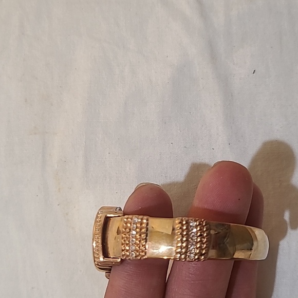 EUC  Vernier brand Rose Gold bangle watch - Picture 8 of 8